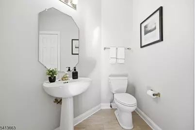 18 Glen Rock Rd, Cedar Grove, NJ 07009 - Photo 21