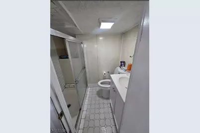 16 Krueger Pl, Passaic, NJ 07055 - Photo 23