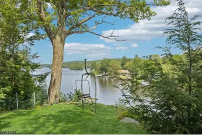 42 Witte Rd, West Milford, NJ 07421 - Photo 3