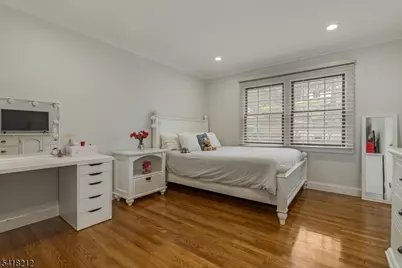 7 Chadwick Rd, Livingston, NJ 07039 - Photo 21