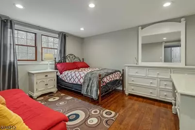 7 Chadwick Rd, Livingston, NJ 07039 - Photo 29