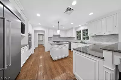 5 Keats Rd, Millburn, NJ 07078 - Photo 9