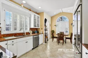 20 Conklin Ct, Roseland, NJ 07068 - Photo 5