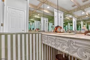 20 Conklin Ct, Roseland, NJ 07068 - Photo 9