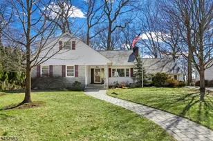 10 Tree Top Dr, Springfield, NJ 07081 - Photo 3