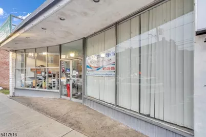 236 Stuyvesant Ave, Lyndhurst Township, NJ 07071 - Photo 9