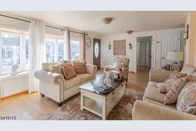 29 Arden St, Franklin Township, NJ 08873 - Photo 3