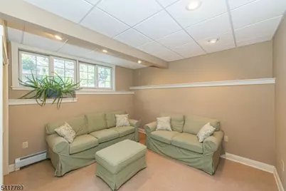 53 Circle Dr, Parsippany, NJ 07878 - Photo 25