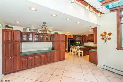 53 Circle Dr, Parsippany, NJ 07878 - Photo 11