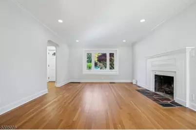 1840 Lake Ave, Scotch Plains Township, NJ 07076 - Photo 5