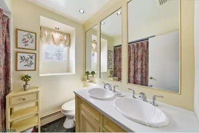 8 Johnston Dr, Morris Township, NJ 07960 - Photo 33