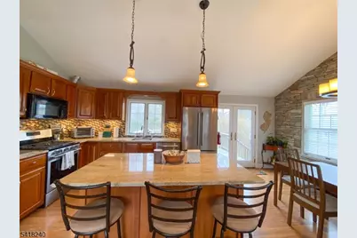 28 Woodside Dr, West Milford Twp., NJ 07480 - Photo 13