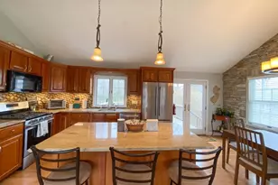 28 Woodside Dr, West Milford Twp., NJ 07480 - Photo 13