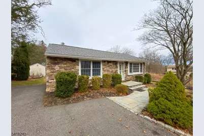 28 Woodside Dr, West Milford Twp., NJ 07480 - Photo 5