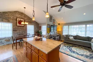 28 Woodside Dr, West Milford Twp., NJ 07480 - Photo 17