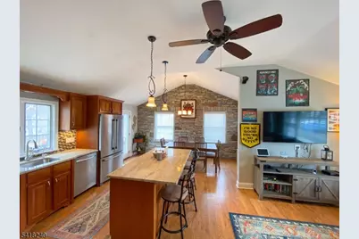 28 Woodside Dr, West Milford Twp., NJ 07480 - Photo 15