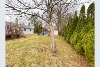 28 Woodside Dr, West Milford Twp., NJ 07480 - Photo 29