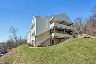 1636 King Ct, Green Brook Township, NJ 08812 - Photo 33