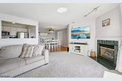 1636 King Ct, Green Brook Township, NJ 08812 - Photo 9