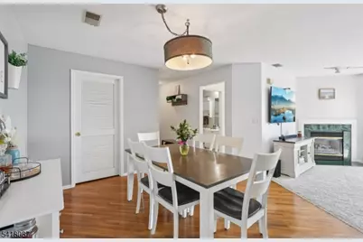 1636 King Ct, Green Brook Township, NJ 08812 - Photo 17