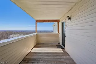 1636 King Ct, Green Brook Township, NJ 08812 - Photo 3