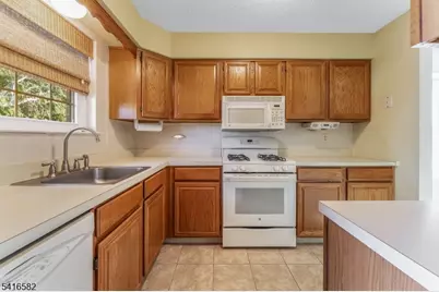 8 Betty Court, Lebanon, NJ 08833 - Photo 11