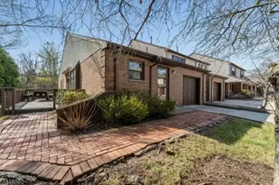 8 Betty Ct, Lebanon, NJ 08833 - Photo 3