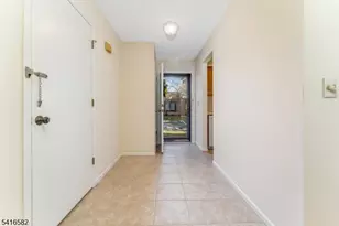 8 Betty Ct, Lebanon, NJ 08833 - Photo 9