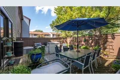 466 Brookside Ln, Hillsborough Township, NJ 08844 - Photo 5