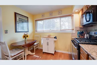 466 Brookside Ln, Hillsborough Township, NJ 08844 - Photo 9