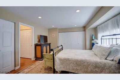 466 Brookside Ln, Hillsborough Township, NJ 08844 - Photo 19