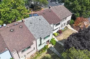 466 Brookside Ln, Hillsborough Township, NJ 08844 - Photo 3