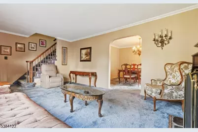 20 Kew Dr, Springfield, NJ 07081 - Photo 3