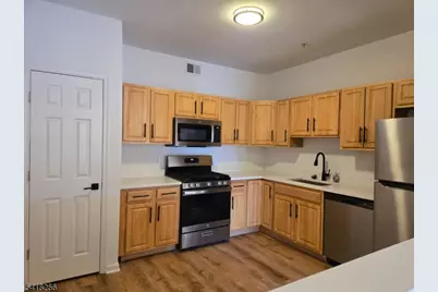 43 Forest Dr, Piscataway Township, NJ 08854 - Photo 3