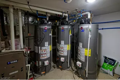 81 N Grove St #3, East Orange, NJ 07017 - Photo 31