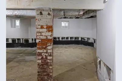 81 N Grove St #3, East Orange, NJ 07017 - Photo 33