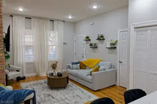 81 N Grove St, East Orange, NJ 07017 - Photo 13