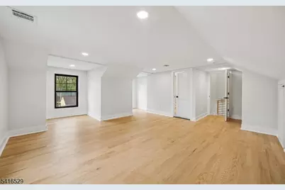 111 N Summit Ave, Chatham, NJ 07928 - Photo 21