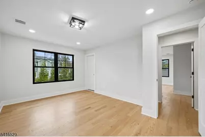 111 N Summit Ave, Chatham, NJ 07928 - Photo 17