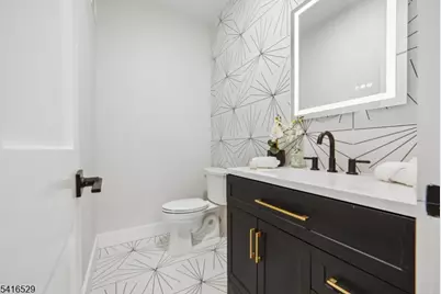 111 N Summit Ave, Chatham, NJ 07928 - Photo 9