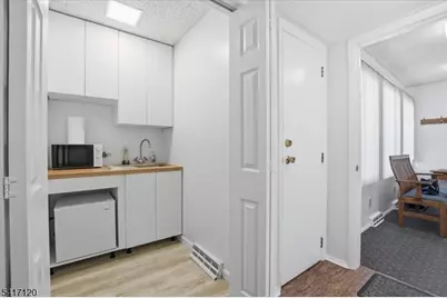 8 Shunpike, Madison, NJ 07940 - Photo 15