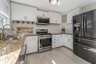 4 Jumping Brook Pl, Clinton Township, NJ 08801 - Photo 3