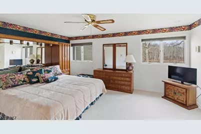 25 Stone Row Ln, Jefferson Township, NJ 07438 - Photo 17