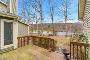 25 Stone Row Ln, Jefferson Township, NJ 07438 - Photo 25