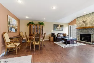 25 Stone Row Ln, Jefferson Township, NJ 07438 - Photo 5