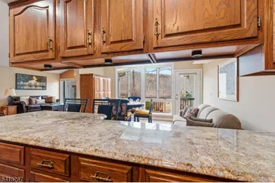 25 Stone Row Ln, Jefferson Township, NJ 07438 - Photo 7