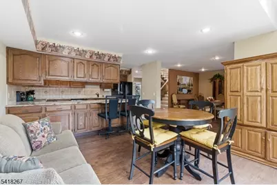 25 Stone Row Ln, Jefferson Township, NJ 07438 - Photo 11