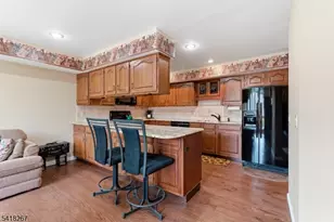 25 Stone Row Ln, Jefferson Township, NJ 07438 - Photo 9