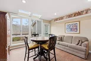 25 Stone Row Ln, Jefferson Township, NJ 07438 - Photo 11