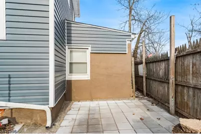 218 Muhlenberg Pl, Plainfield, NJ 07060 - Photo 31